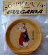 Дървени чинии с битов мотив с пирография и рисунка-10 см-С надпис:Сувенир от България
